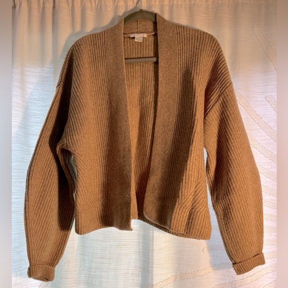 H&M knit cardigan with wide sleeves - Picture 1 of 3
